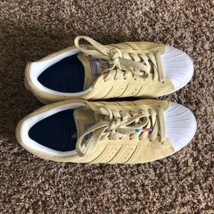Adidas Superstars